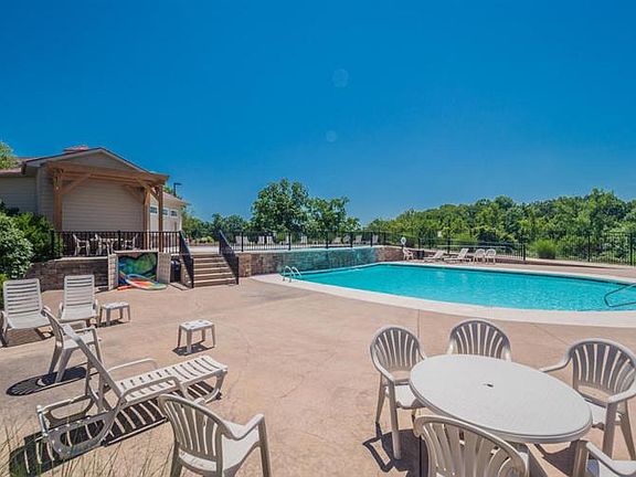 3rd image of 1803 Moss Creek Ct