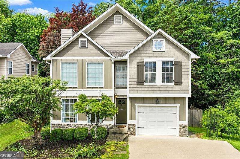 1st image of 2693 Piedmont Oak Dr