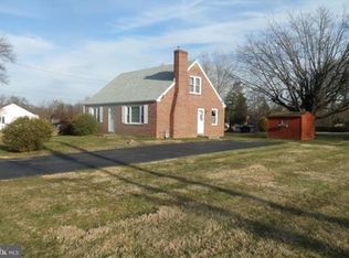 2406 Smiths Ln, Wilmington, DE 19810