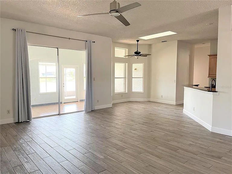 3913 Kiawa Dr — Photo 8