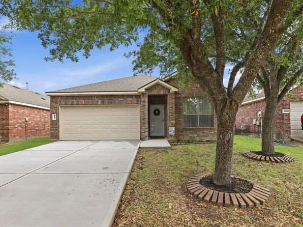 19910 Roycroft Ln, Richmond, TX 77407