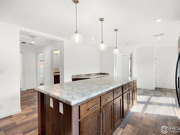 5th image of 4317 Gaslamp Dr