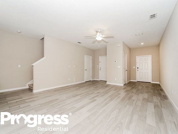 5th image of 1327 Grassland Ave