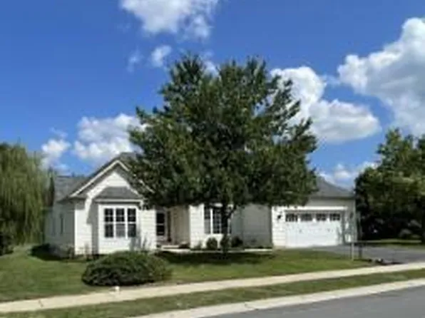 49 Laura Ln, Gettysburg, PA 17325
