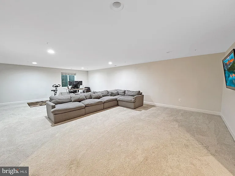 221 Red Oak Ridge Pl — Photo 14