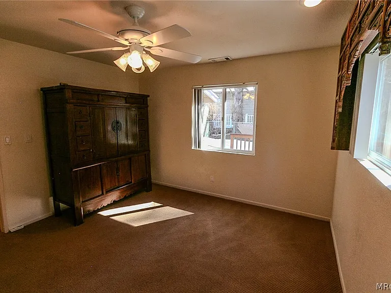 664 Barret Way — Photo 19