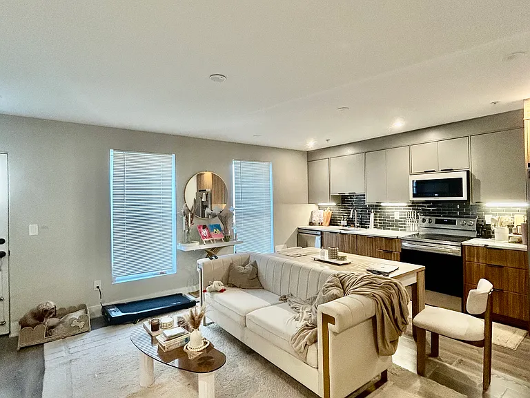 2202 N Marshall St #2 — Photo 6