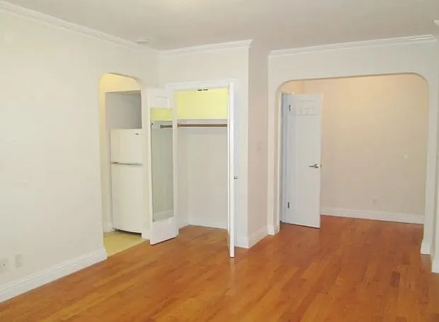 340 East 66th Street — Photo 4
