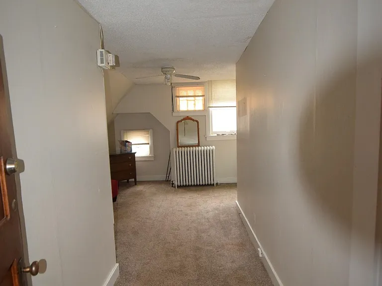 27 Reservoir Ave — Photo 8