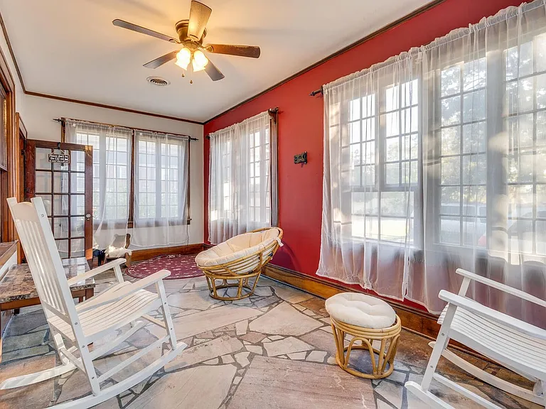 712 Haynes St — Photo 11