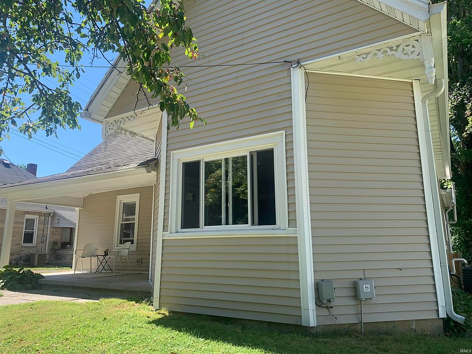 1st image of 915 N Jackson St
