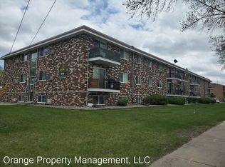 2102 17th St S UNIT 101, Fargo, ND 58103