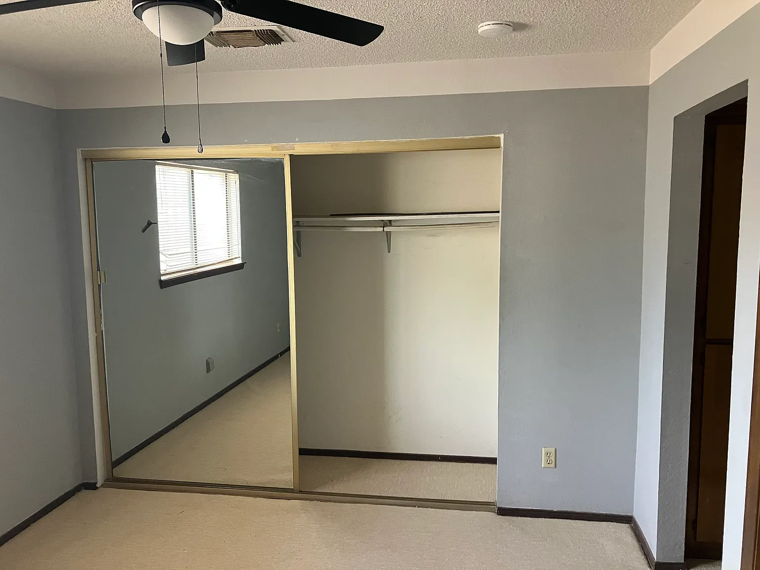 3 bed, 1136 sqft, $1,550 — Photo 2