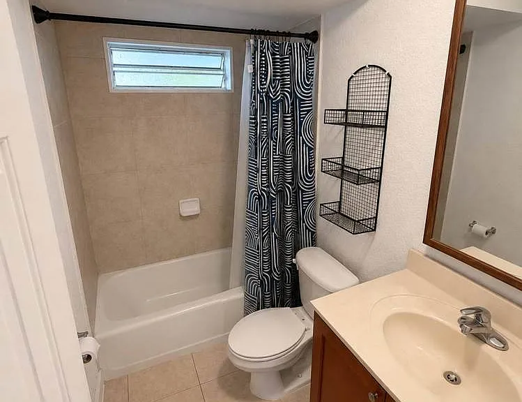 4251 NW 5th St #125 — Photo 9