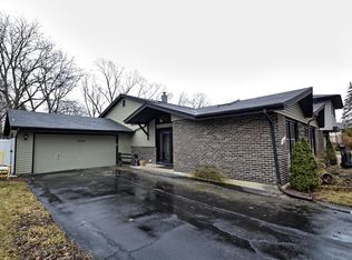 19043 Jodi Ter, Homewood, IL 60430
