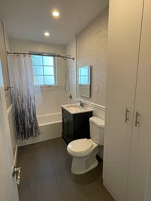 Rented by Compass | media 10