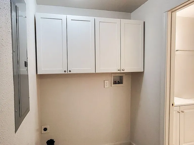 861 Chemawa Rd N — Photo 24