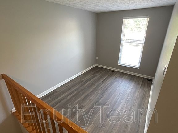 5th image of 753 S Woodlyn Dr