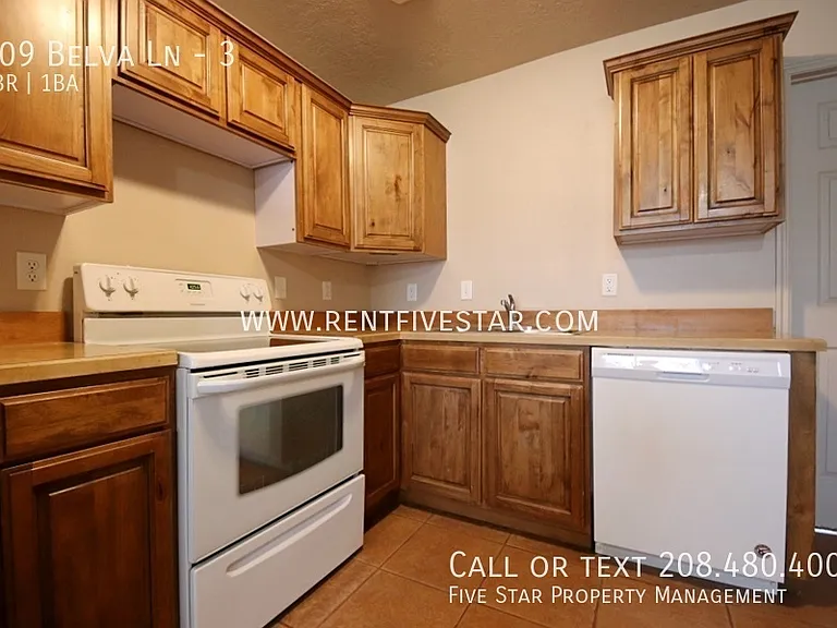 209 Belva Ln #3 — Photo 4