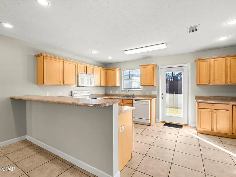 2110 Sterling Cove Blvd — Photo 10