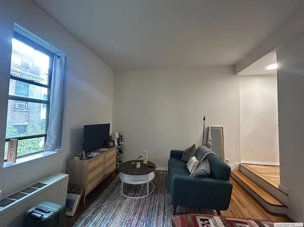 143 West 69th Street image 2 of 16