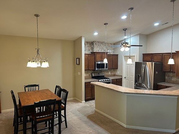 5th image of 17503 Dawn Ct