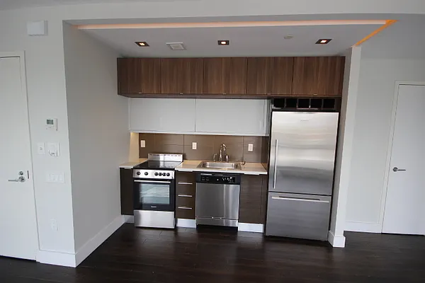 Rented by Nooklyn NYC LLC | media 111