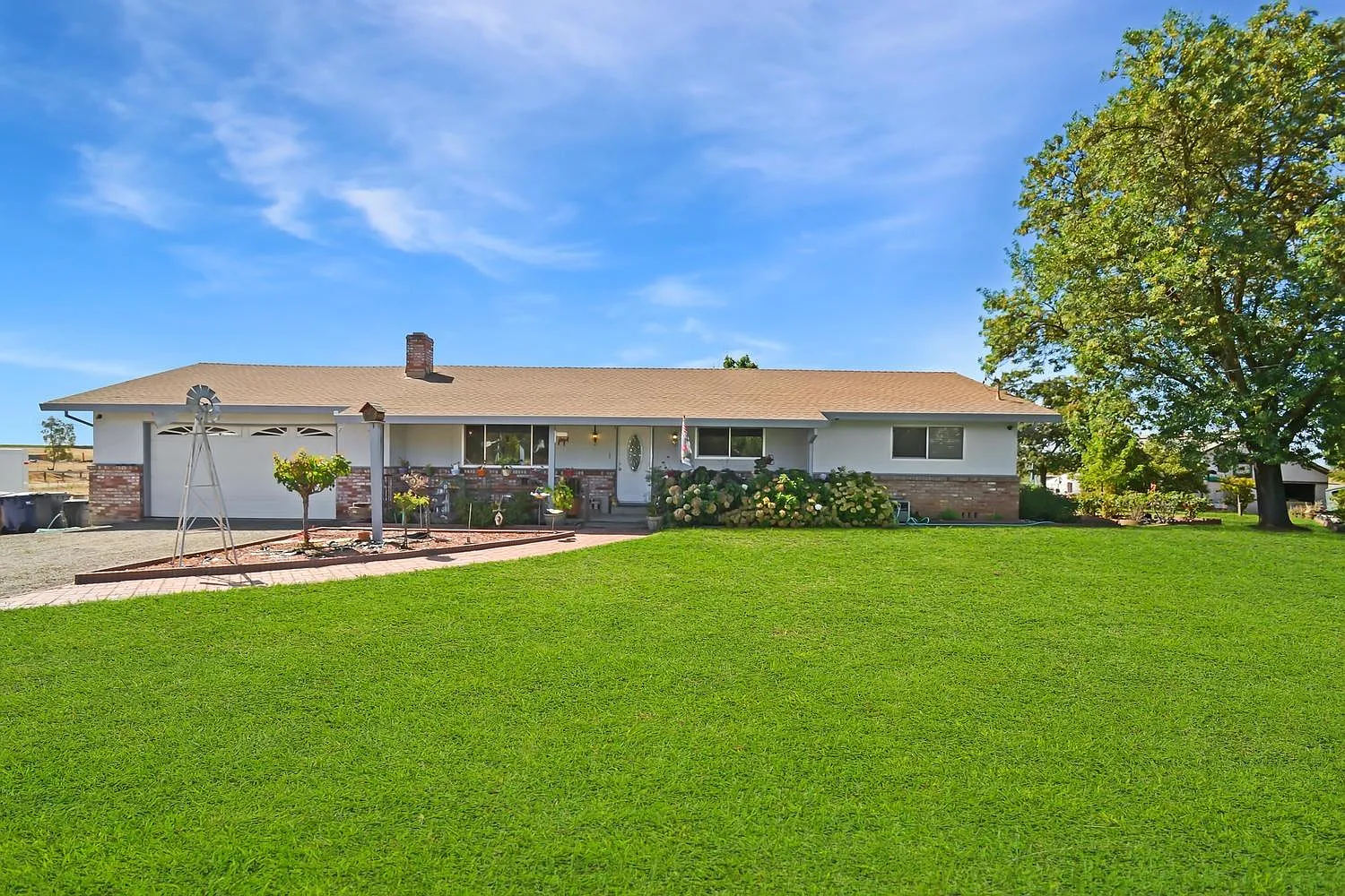 11890 Walmort Rd photo 1