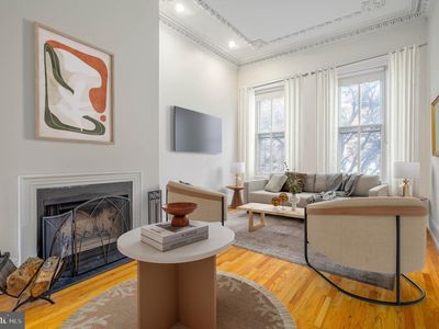 1529 Green St APT A, Philadelphia, PA, 19130