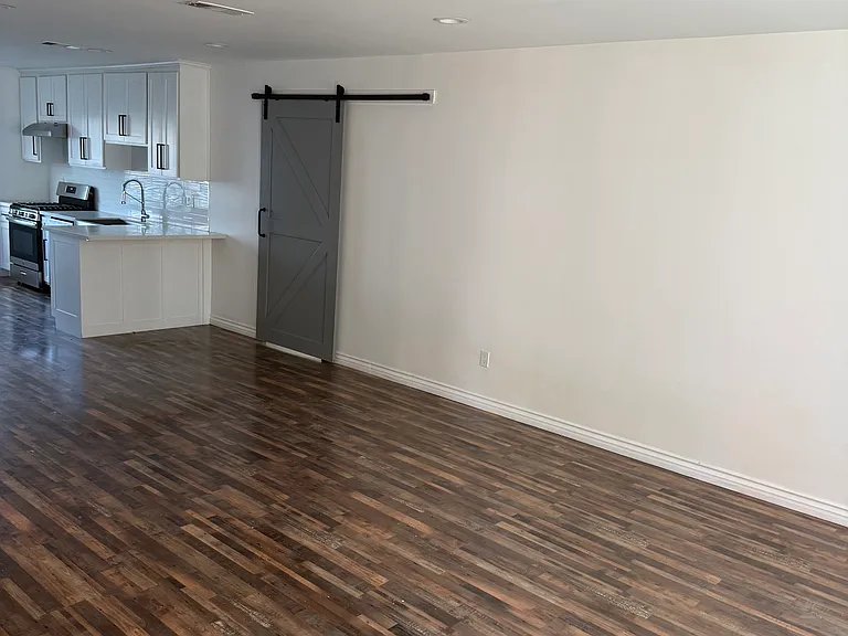 5206 Ithaca Ave — Photo 5