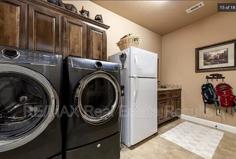 2502 SW Hind Ln — Photo 14