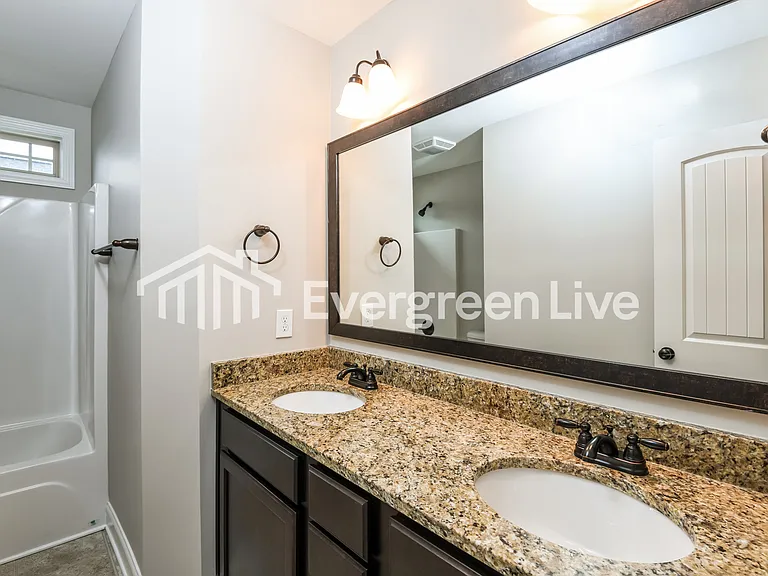 181 Eldon Dr — Photo 8