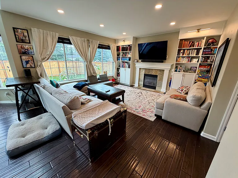 11014 Northfleet Dr — Photo 4