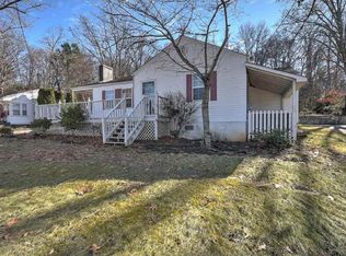 1216 Robinhood Rd, Greeneville, TN 37745