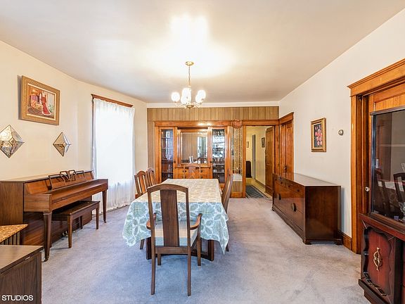 3rd image of 10146 S Avenue L