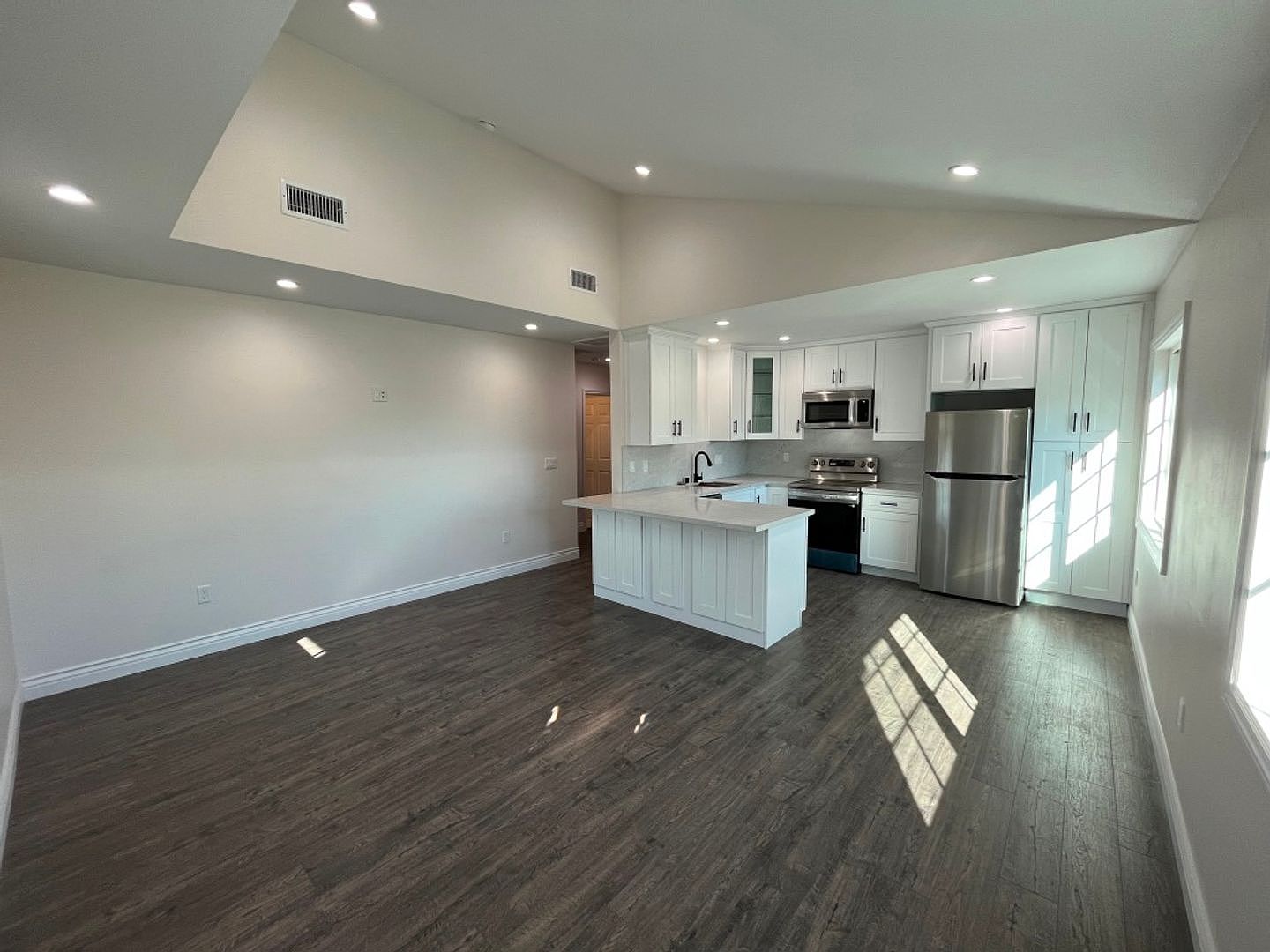 21103 Mayall St, Chatsworth, CA 91311 Zillow