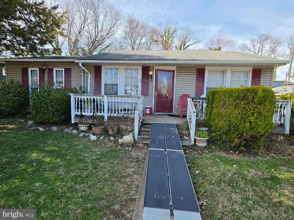 3 Cypress Rd, Annapolis, MD 21403