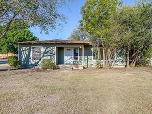 201 N Normandale St, White Settlement, TX 76108