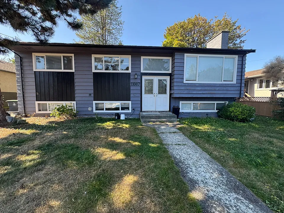 11087 147a St