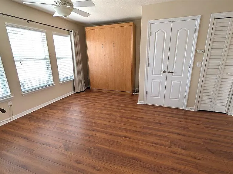 2020 Shaw Ln — Photo 5