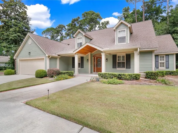64 Gloucester Road, Hilton Head Island, SC 29928