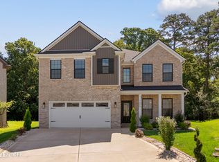 1653 Sugar Cane Ln, Knoxville, TN 37931