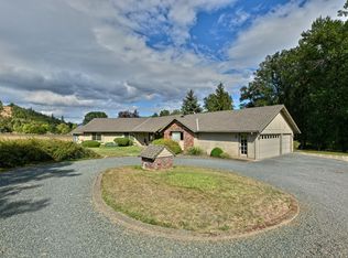 2750 Foots Creek Rd #R, Gold Hill, OR 97525