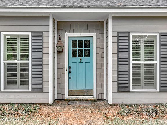 4th image of 210 Sandpiper Rd