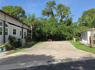 30 Beachfront Ln, Lake Placid, FL 33852