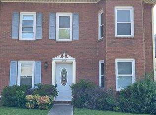 104 Williamsburg Ave, Warner Robins, GA 31088