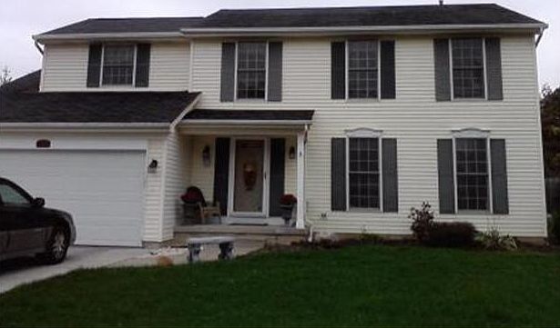 1st image of 3373 Creekview Dr