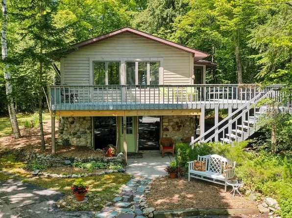 4324 Hillside Rd, Egg Harbor, WI 54209