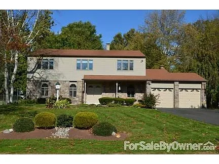 125 Cypress Ave photo 1