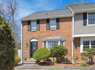 320 Newbury St APT 301, Danvers, MA 01923